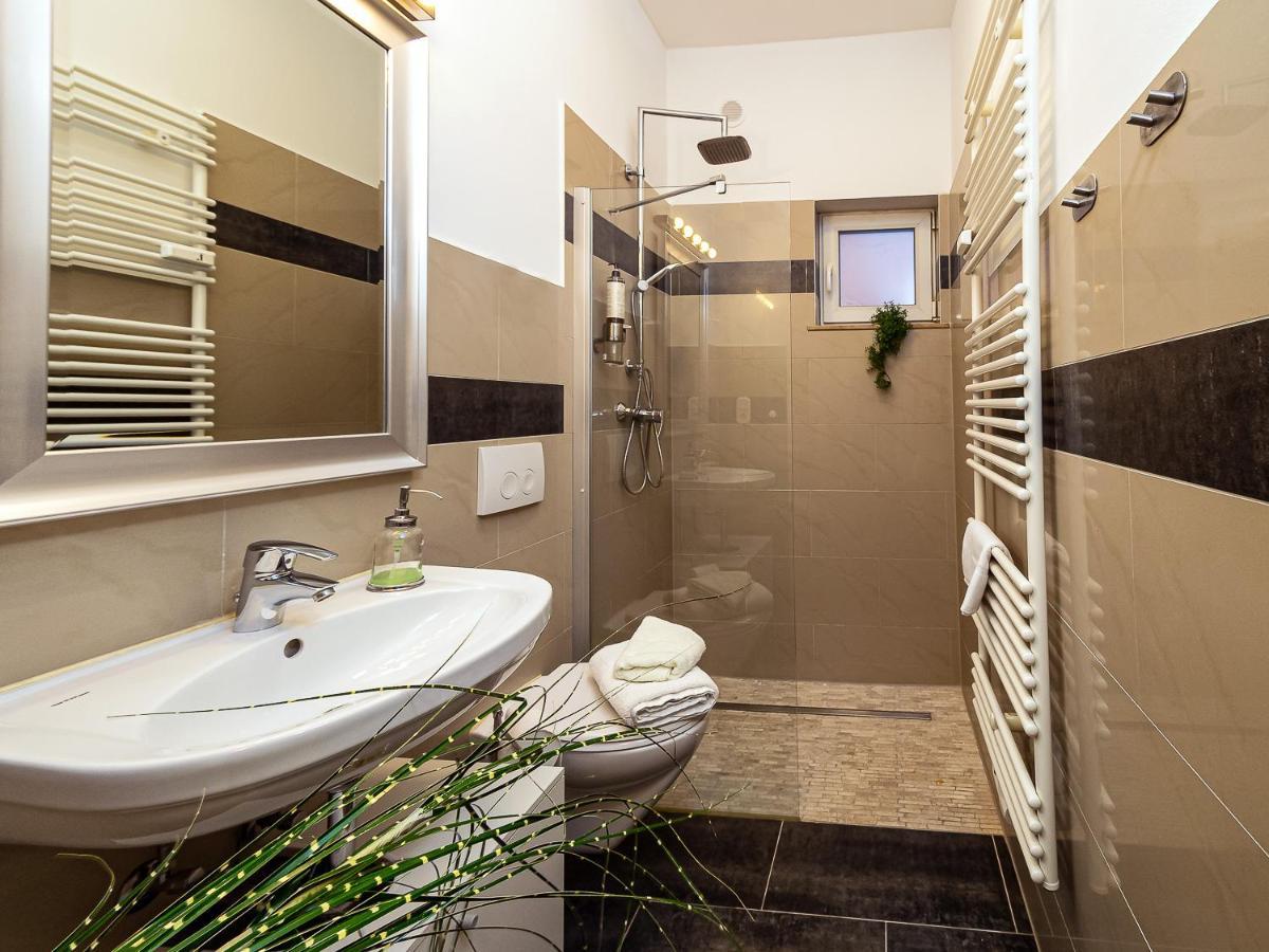 Fabelhafte Apartments Zum Wohlfuehlen Mit Junik Apartments ดุยส์บูร์ก ภายนอก รูปภาพ